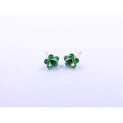 Pretty Flower Design Stone Earrings